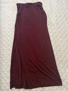 Women’s Burgundy Maxi Skirt - Sleek Pull-On Style- ruching on sides